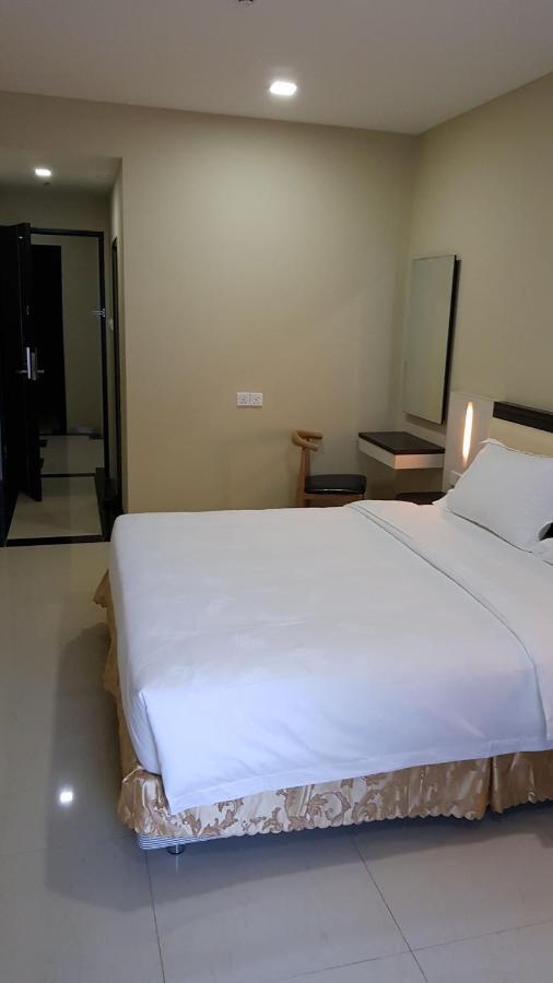Batu Aji Sp Hotel מראה חיצוני תמונה